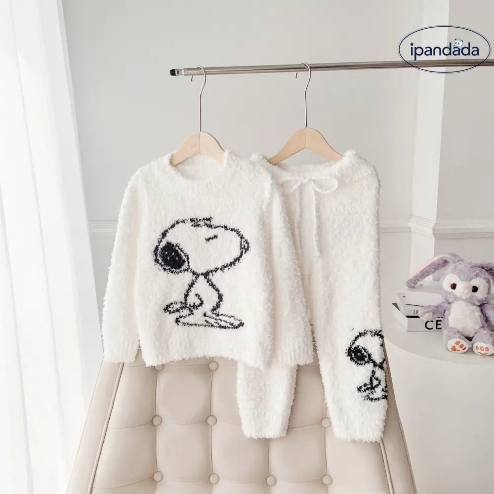 スヌーピー 秋冬 新作 親子 かわいい 犬 子供 ふわふわ ホームウェア パジャマ セットアップ 暖かい 柔らかい 保温 快適 おしゃれ ルームウェア 自宅用 リラックス ID2930