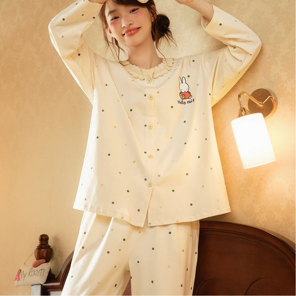 【ギフト】水玉模様 総柄 ミッフィー パジャマ レディース 春秋 長袖 フリル 肌触り かわいい フェミニン ガーリー キャラクター 部屋着 ルームウェア セットアップ おしゃれ おうち時間 快適 リラックス ギフト ID4243