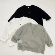 3色展開 シンプル デイリー Tシャツ キッズ 新作 男の子 女の子 長袖ポロシャツ 綿100% 柔肌タッチ 韓国風 肌着 ベビー・キッズ ID3986 ベビー＆キッズ＞キッズ