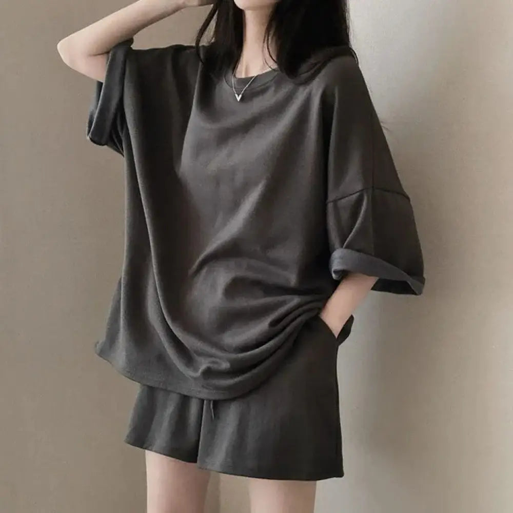 ID1295 4色展開 韓国風 レディース Tシャツ ショートパンツ セットアップ 夏 スポーツ カジュアル 膝上丈 無地 半袖 外歩きOK 通気性 快適 お得セット コーヒー / M 外出着＞セットアップ