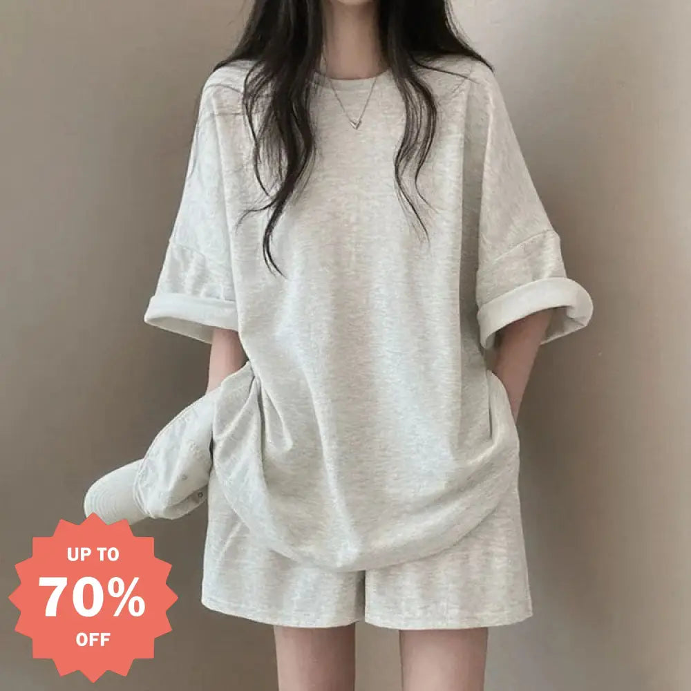 ID1295 4色展開 韓国風 レディース Tシャツ ショートパンツ セットアップ 夏 スポーツ カジュアル 膝上丈 無地 半袖 外歩きOK 通気性 快適 お得セット ライトグレー / M 外出着＞セットアップ