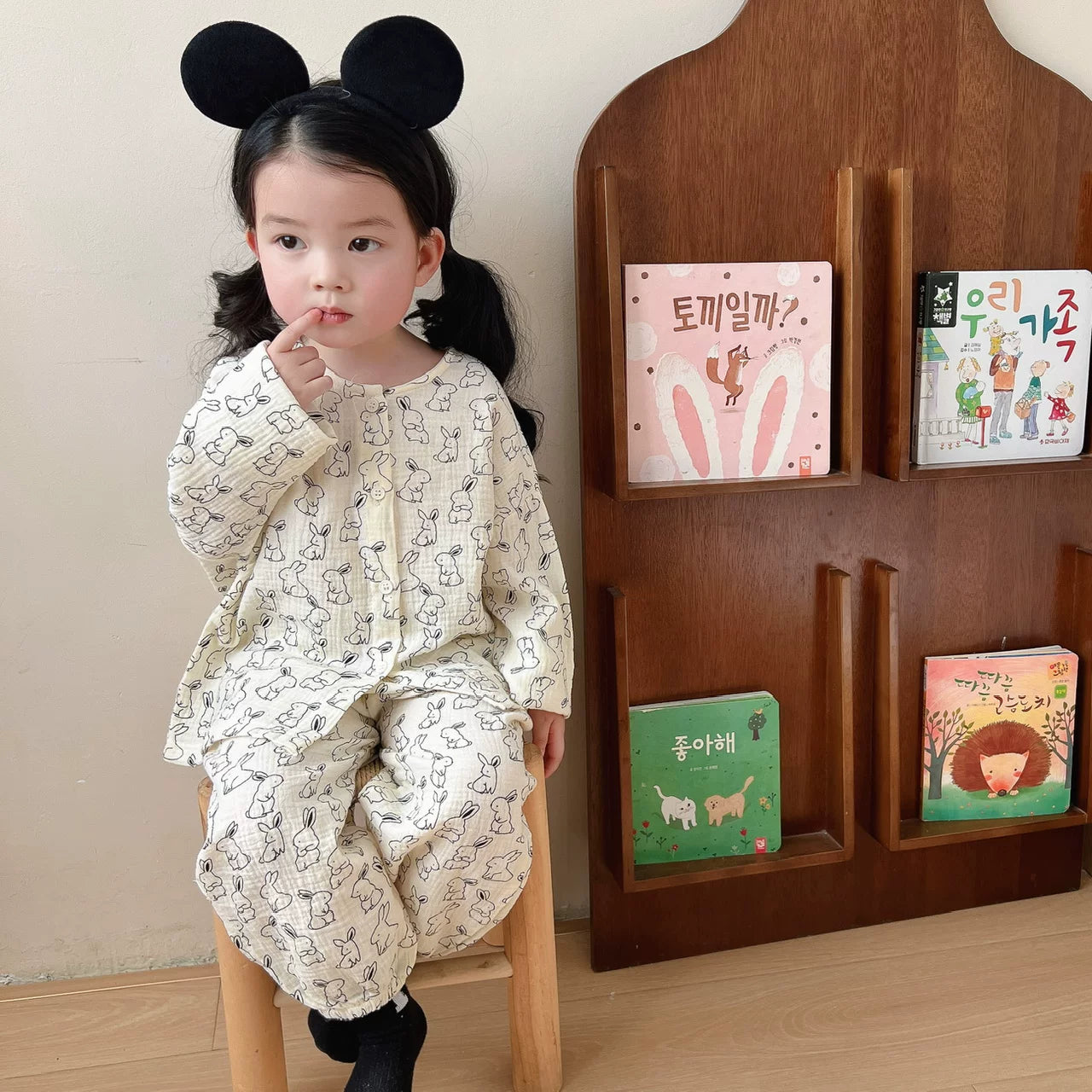 多色展開 キッズ パジャマ 子供 男女兼用 ユニセックス 男の子 女の子 春 夏 薄手 ギャザー やわらか 肌触り インスタ映え おしゃれ 可愛い オシャレ カジュアル ルームウェア 部屋着 セットアップ 着心地 プレゼント ギフト ID4241