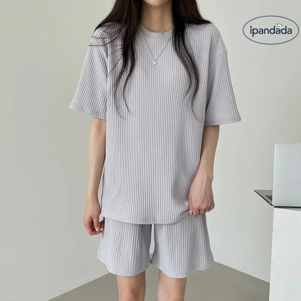ID1483 アイスシルク セットアップ レディース 半袖 ショートパンツ 2点セット 無地 韓国風 通気性抜群 夏用 ファッション カジュアルウェア