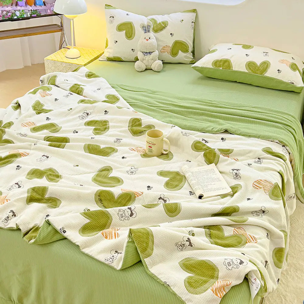 ID1057 バブルフォーム 夏用掛け布団 母乳レベルの水洗い可能 綿素材 夏用冷感布団 エアコン布団 ギフト 可愛い柄 ハート / 200*230cm 寝具＞クッション・グッズ