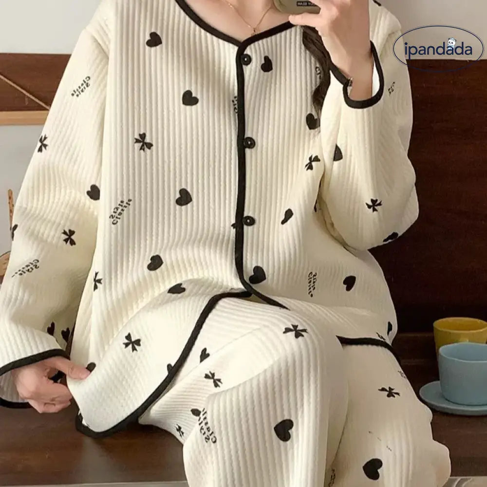 ハートパターン 配色 パジャマ 部屋着 ルームウェア 女性 レディース かわいい パジャマ 上下セット 通年使える 春 秋 寒暖差 リラックス 長袖 長ズボン レディース＞セットアップ