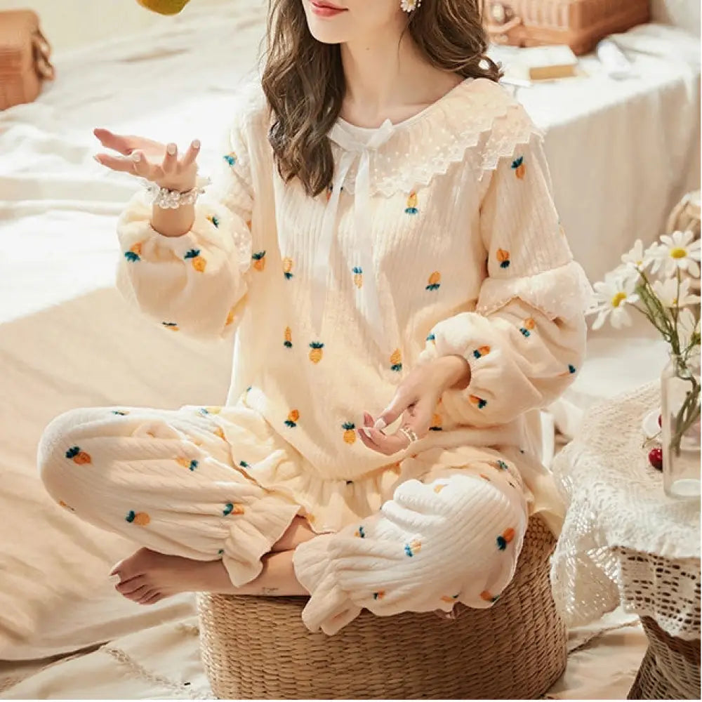 大人気 コーラルフリース レース 小清新 キャロット 保温 フランネル パジャマ レディース 冬用 部屋着 女性 秋冬新作 ID2157