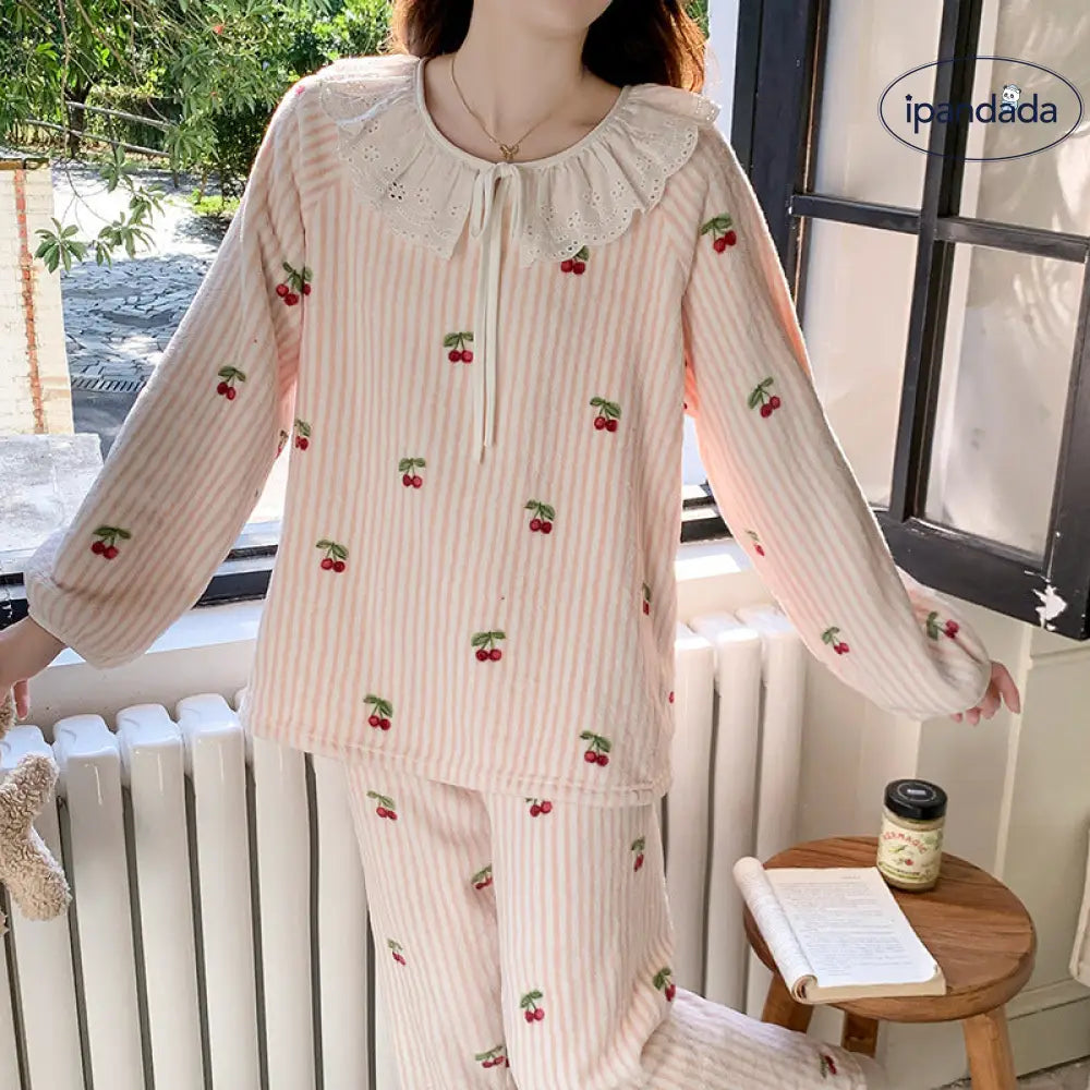 冬 フリース パジャマ レディース 厚手 サンゴフリース かわいい 花柄 フランネル 保温 ルームウェア セットアップ ID2654