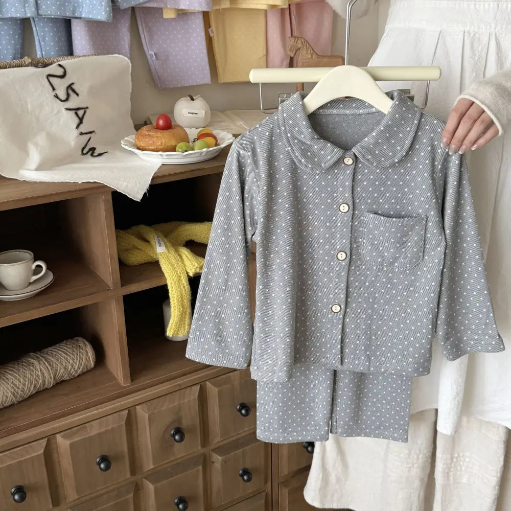 ドット ボタン開き 襟付き 子供 パジャマ セット 春秋 長袖 ベビー キッズ 男の子 女の子 ルームウェア かわいい 2点セット 水玉 ID4030 グレー / 80cm