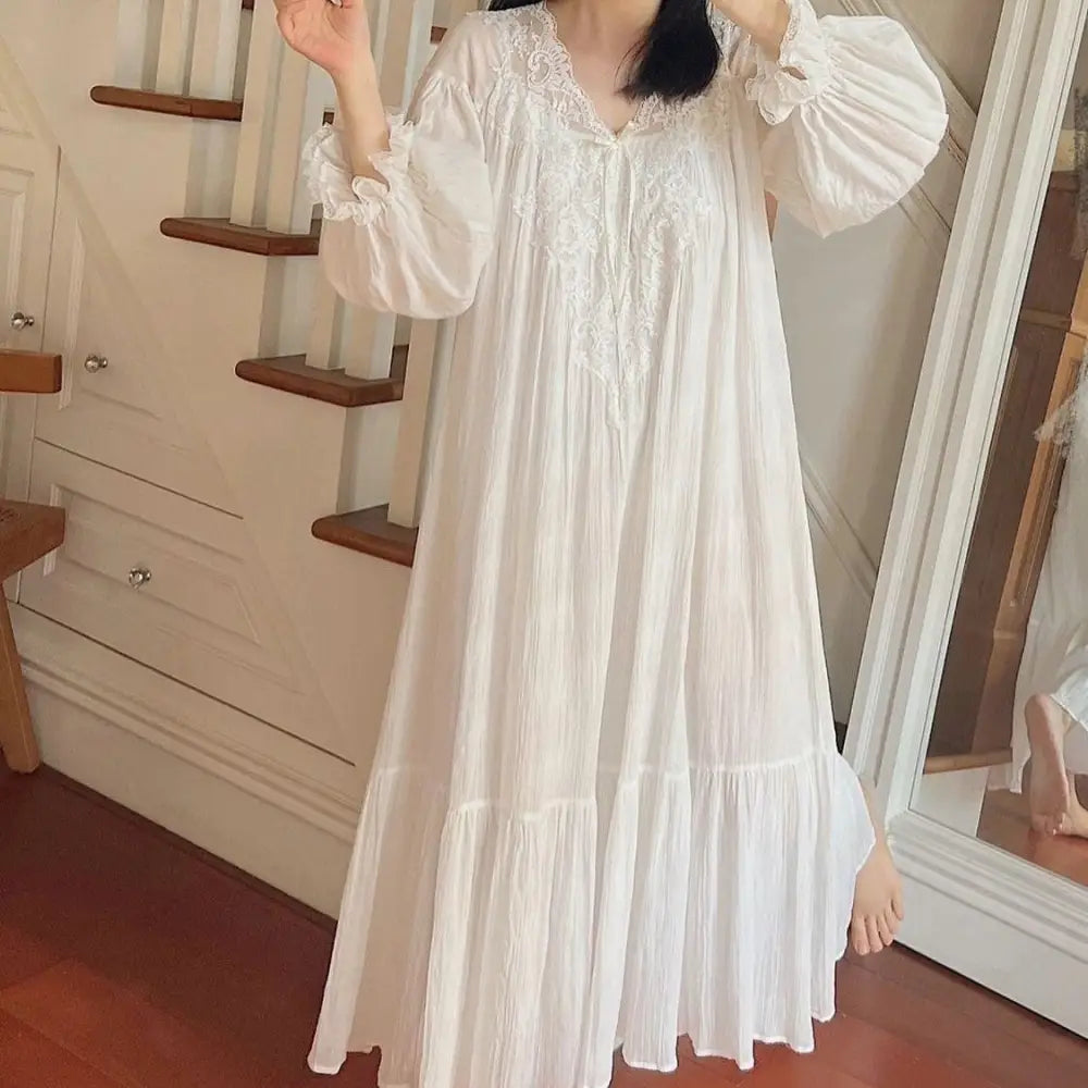 フレンチ 宮廷風 ワンピース パジャマ 長袖 レース 花柄 プリンセス 部屋着 女性用 上品 夏 秋 ゆったり け感防止 ID1894