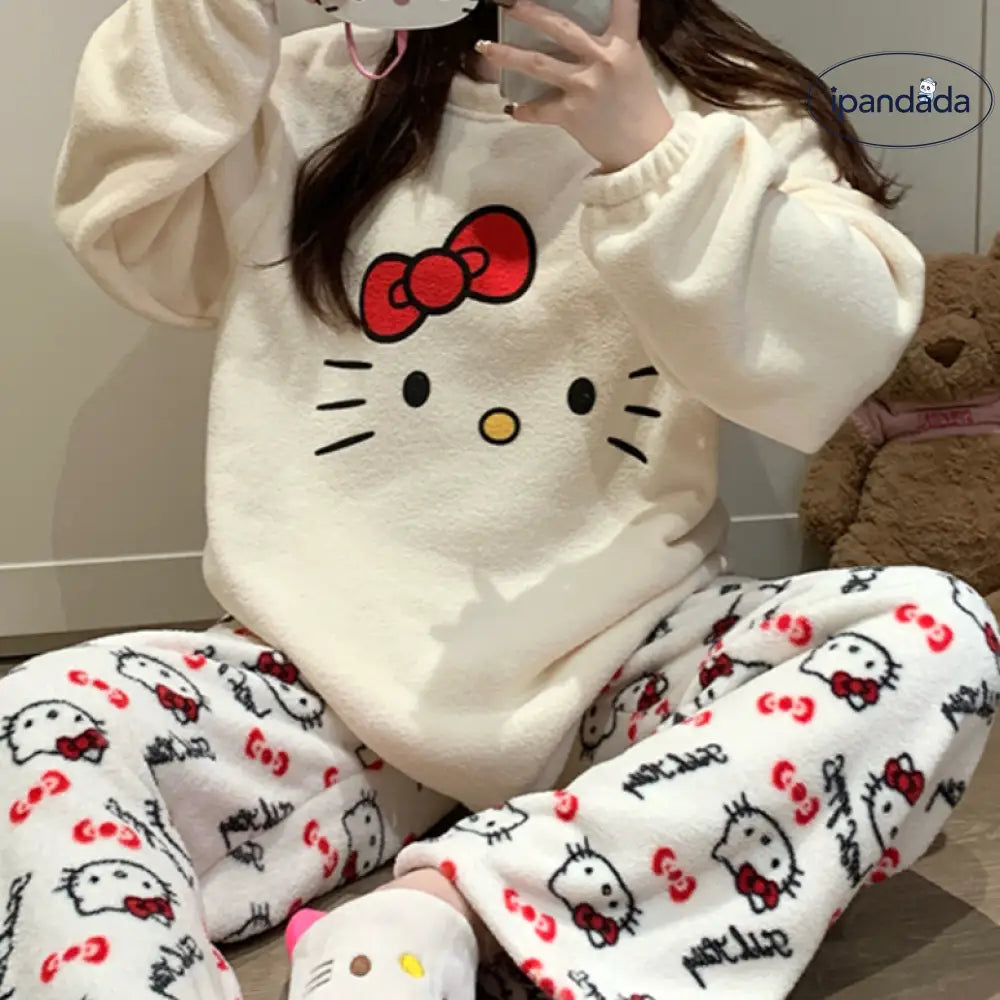 パジャマ レディース 秋冬 珊瑚フリース 厚手 フリース裏起毛 セットアップ かわいい キャラクター ハローキティ ビーズファー ホームウェア 暖かい 柔らかい 保温 快適 おしゃれ ルームウェア 自宅用 リラックス 着心地 ナチュラル ゆったり ID2656