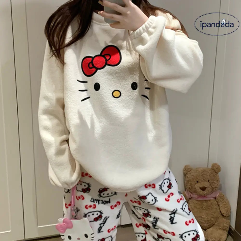 パジャマ レディース 秋冬 珊瑚フリース 厚手 フリース裏起毛 セットアップ かわいい キャラクター ハローキティ ビーズファー ホームウェア 暖かい 柔らかい 保温 快適 おしゃれ ルームウェア 自宅用 リラックス 着心地 ナチュラル ゆったり ID2656