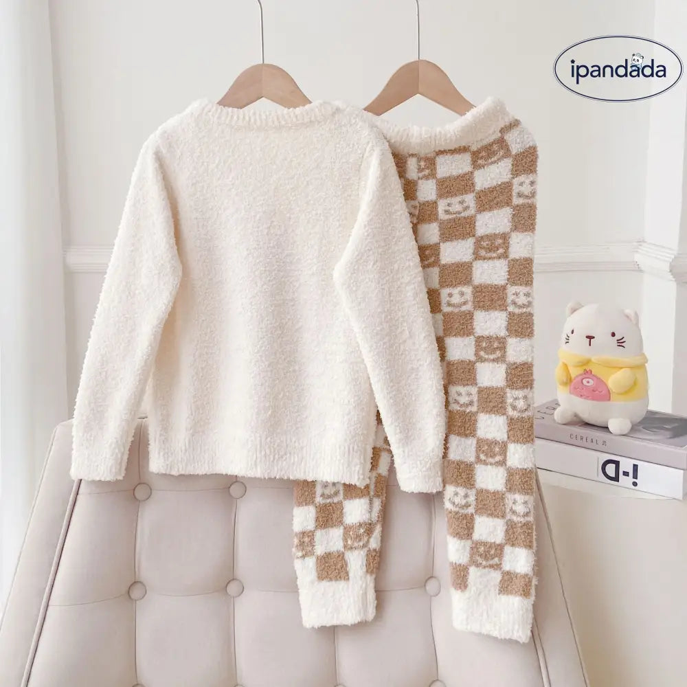 秋冬 新作 かわいい 小ケーキクマ 子供 親子 ルームウェア パジャマ セット ID2984