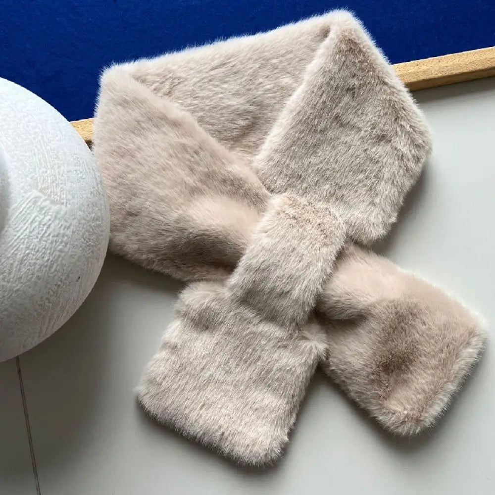 ふわふわ マフラー レディース 冬 暖かい フェイクファー もこもこ 柔らかい 防寒 小顔効果 かわいい アニマル柄 シンプル コーデ万能 ふわもこ スヌード 秋冬 ギフト おしゃれ クリスマス ギフト かわいい クリスマスプレゼント