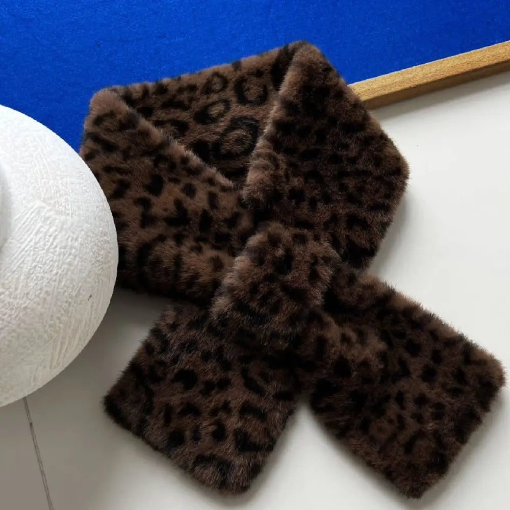 ふわふわ マフラー レディース 冬 暖かい フェイクファー もこもこ 柔らかい 防寒 小顔効果 かわいい アニマル柄 シンプル コーデ万能 ふわもこ スヌード 秋冬 ギフト おしゃれ クリスマス ギフト かわいい クリスマスプレゼント