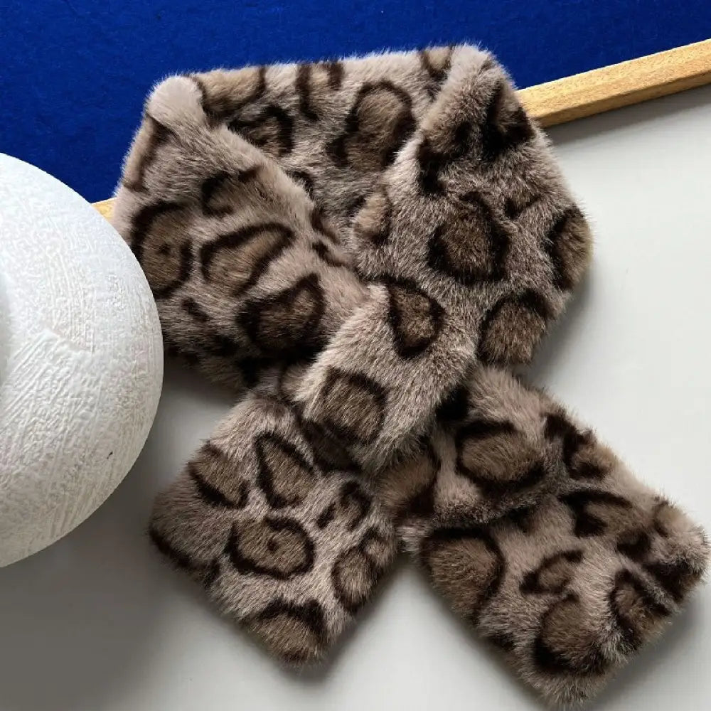 ふわふわ マフラー レディース 冬 暖かい フェイクファー もこもこ 柔らかい 防寒 小顔効果 かわいい アニマル柄 シンプル コーデ万能 ふわもこ スヌード 秋冬 ギフト おしゃれ クリスマス ギフト かわいい クリスマスプレゼント