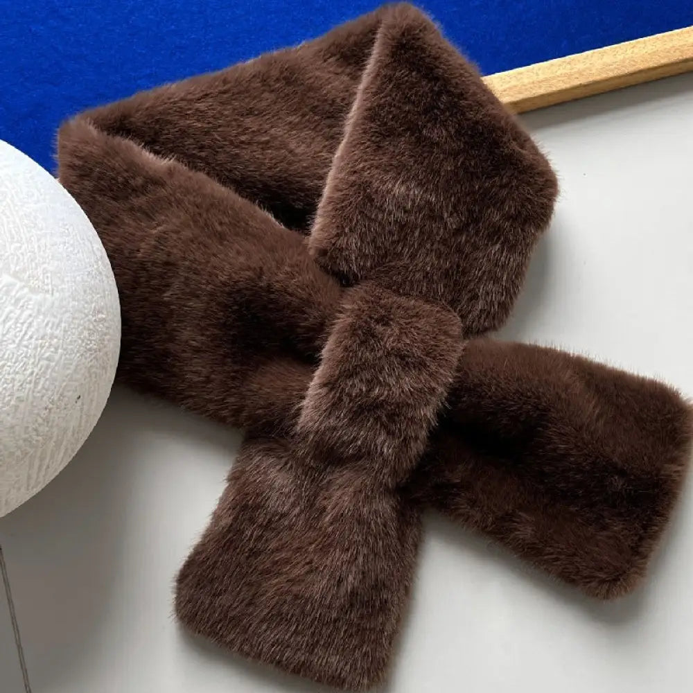 ふわふわ マフラー レディース 冬 暖かい フェイクファー もこもこ 柔らかい 防寒 小顔効果 かわいい アニマル柄 シンプル コーデ万能 ふわもこ スヌード 秋冬 ギフト おしゃれ クリスマス ギフト かわいい クリスマスプレゼント