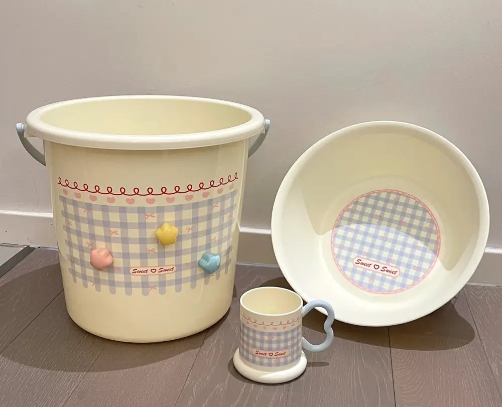 高美観 洗濯道具 バケツ バス用品 開学 日用品 学生 宿舎 住校 洗面セット 耐久 加厚 洗顔ボウル 便利 シンプル おしゃれ バケツ ID2105 ブルー / 3点セット バケツ + 洗面器 + 歯ブラシカップ インテリア雑貨>その他