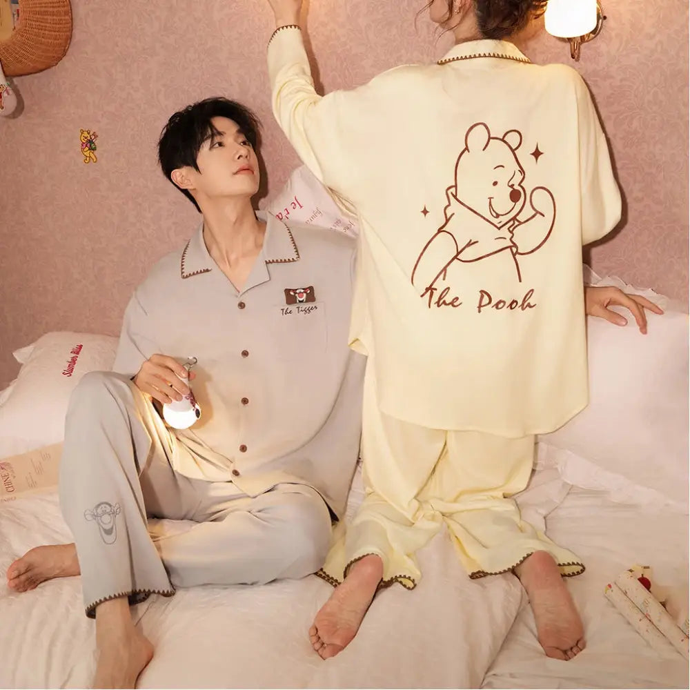 春用 プーさん カップル パジャマ セット ジュンマ ルームウェア 春 長袖 男女兼用 ディズニー くま 癒し おしゃれ 癒し カップルグッズ ID4096 コーディネート＞ペアルック