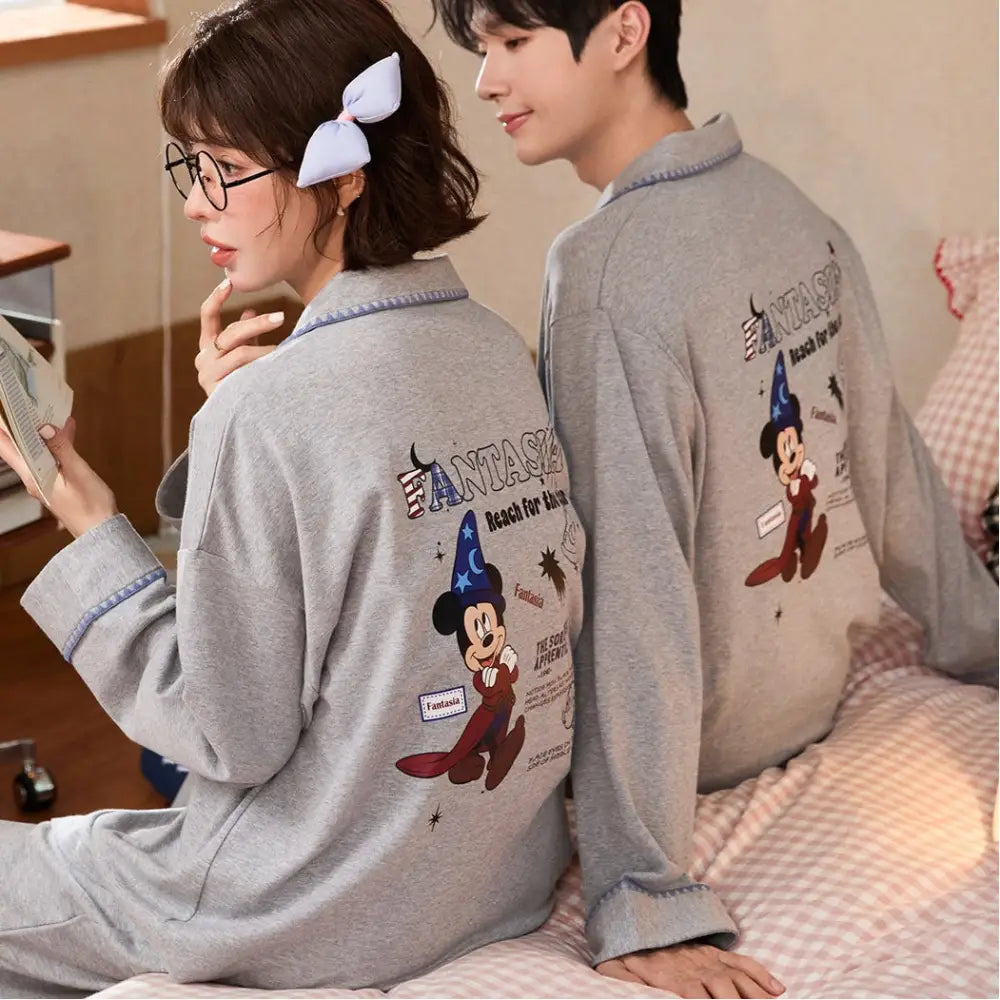 ディズニー ミッキー パジャマ カップル 綿 長袖 セット ルームウェア 吸湿発熱 おしゃれ お揃い 誕生日プレゼント パートナーギフト 春 秋 ゆったり 自宅カフェ おうち時間 寛ぎ 休日 ID4080 コーディネート＞ペアルック