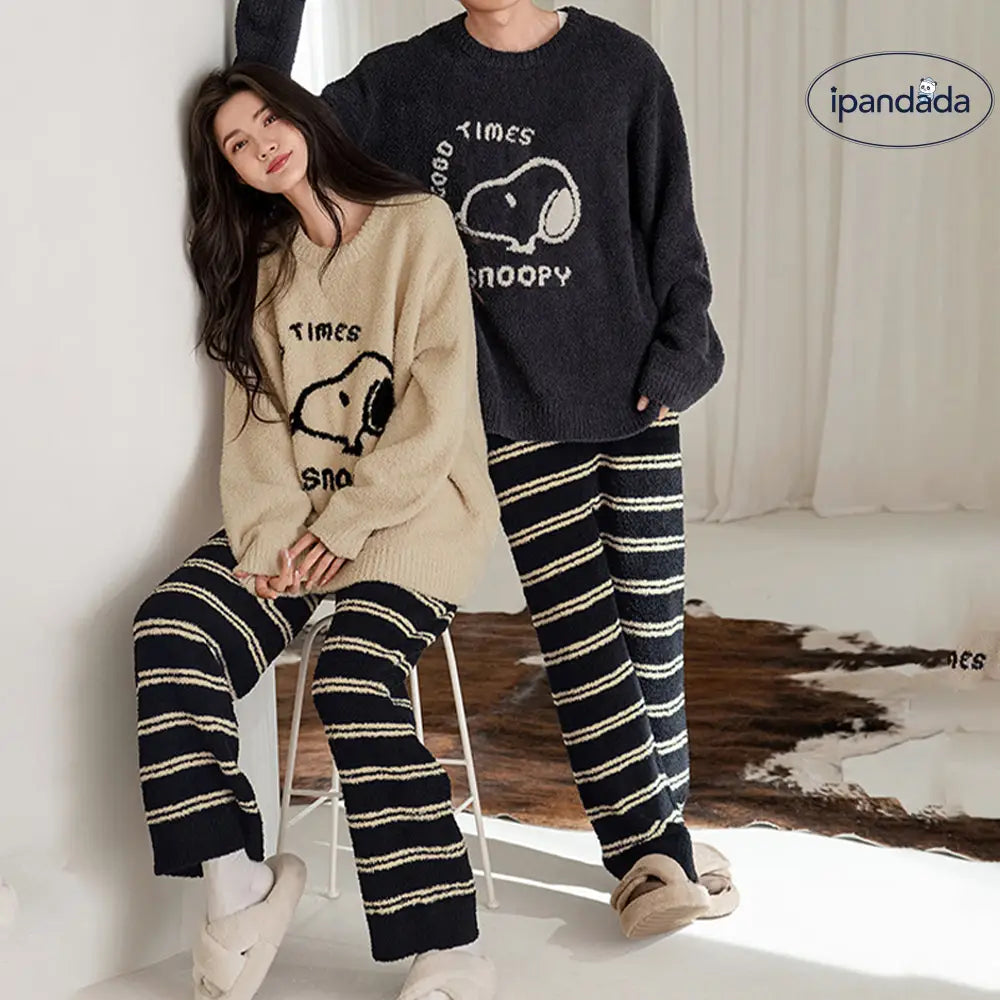 スヌーピー カップル パジャマ もこもこ 上下セット メンズ レディース ルームウェア ペアルック 柔らかい 暖かい かわいい クリスマスギフト 冬用 プレゼント 人気 お揃い コーデ 部屋着 ナイトウェア ID3441