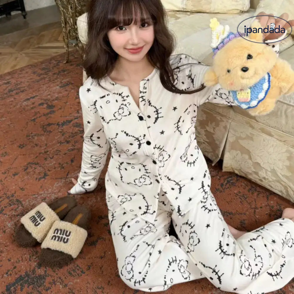 ハローキティ 秋冬 新作 両面フリース パジャマ レディース 甘い かわいい 少女 セットアップ 暖かい 柔らかい 保温 快適 ID2829