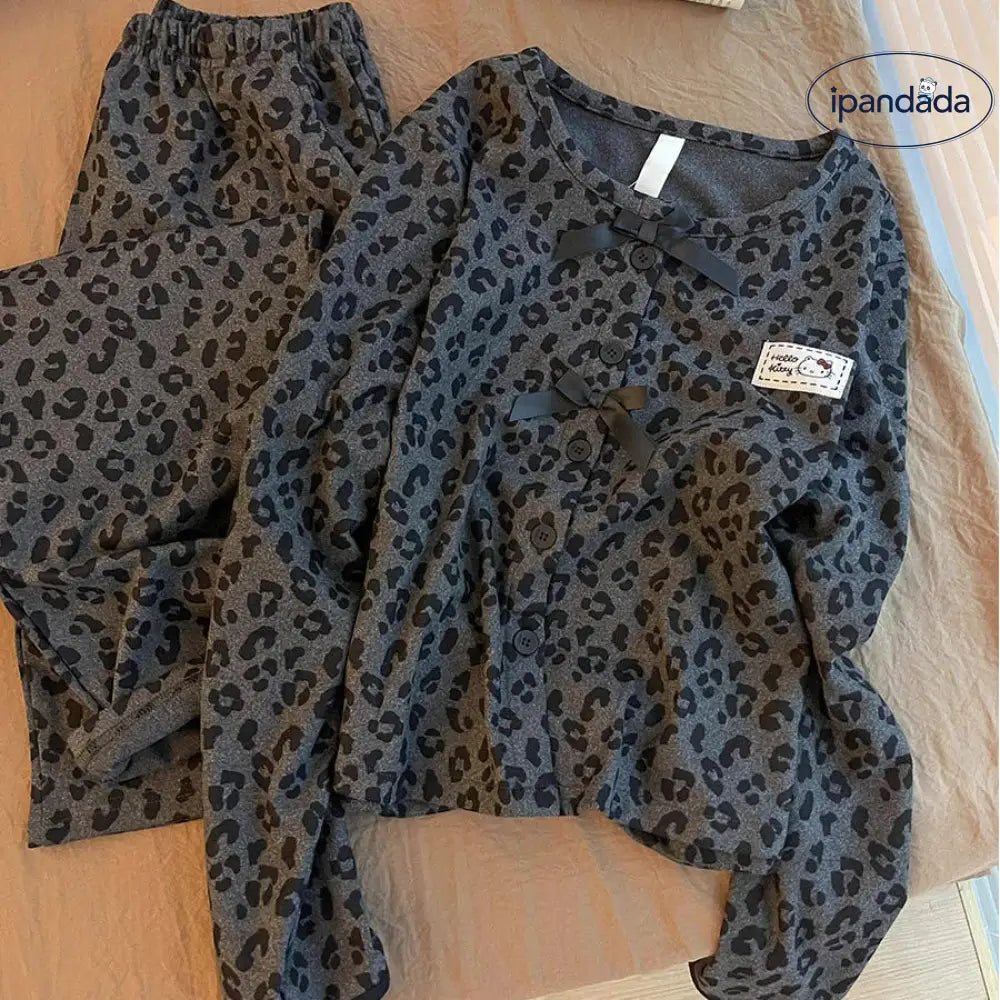 ヒョウ柄 デロン パジャマ レディース 秋冬新作 ふんわり 保温 長袖 ルームウェア セット ID3603