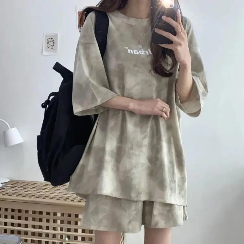 ID1063 5カラー レディース 夏用 スポーツウェア 薄手 ペティットサイズ Tシャツ＆ショートパンツ セット カジュアル ホームウェア 外出対応 カーキ / M 外出着＞セットアップ