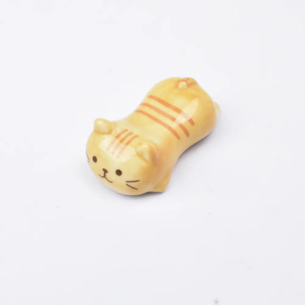 ID1216 陶器箸置き 筆置き 2WAY使い 職人手作り ギフトに最適 卓上インテリア 和風猫モチーフ オレンジ猫 インテリア雑貨＞その他