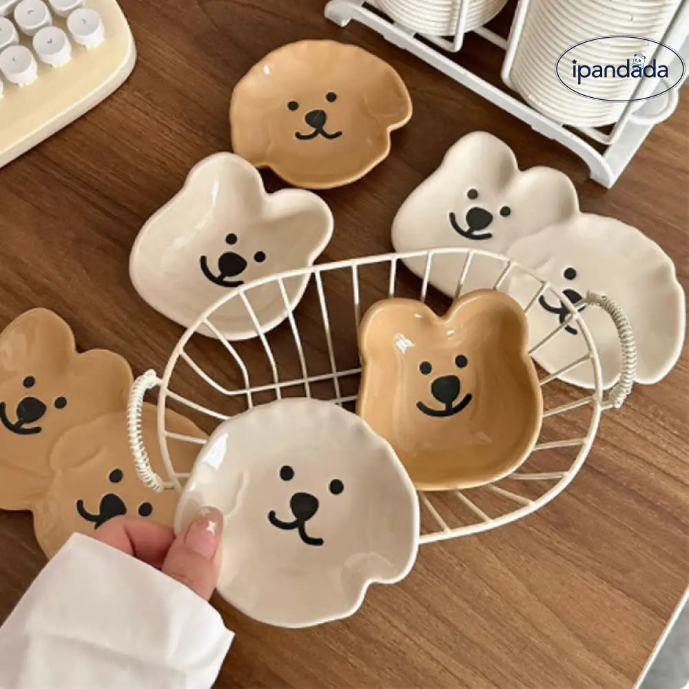 ID1233 陶器製 おちょこ クマの赤ちゃん デザイン SNS人気 多用途 ソース皿 骨皿 お菓子皿 おしゃれ プレミアム感 抗菌 電子レンジ対応 焼きぼけカラー SGマーク インテリア雑貨＞収納雑貨
