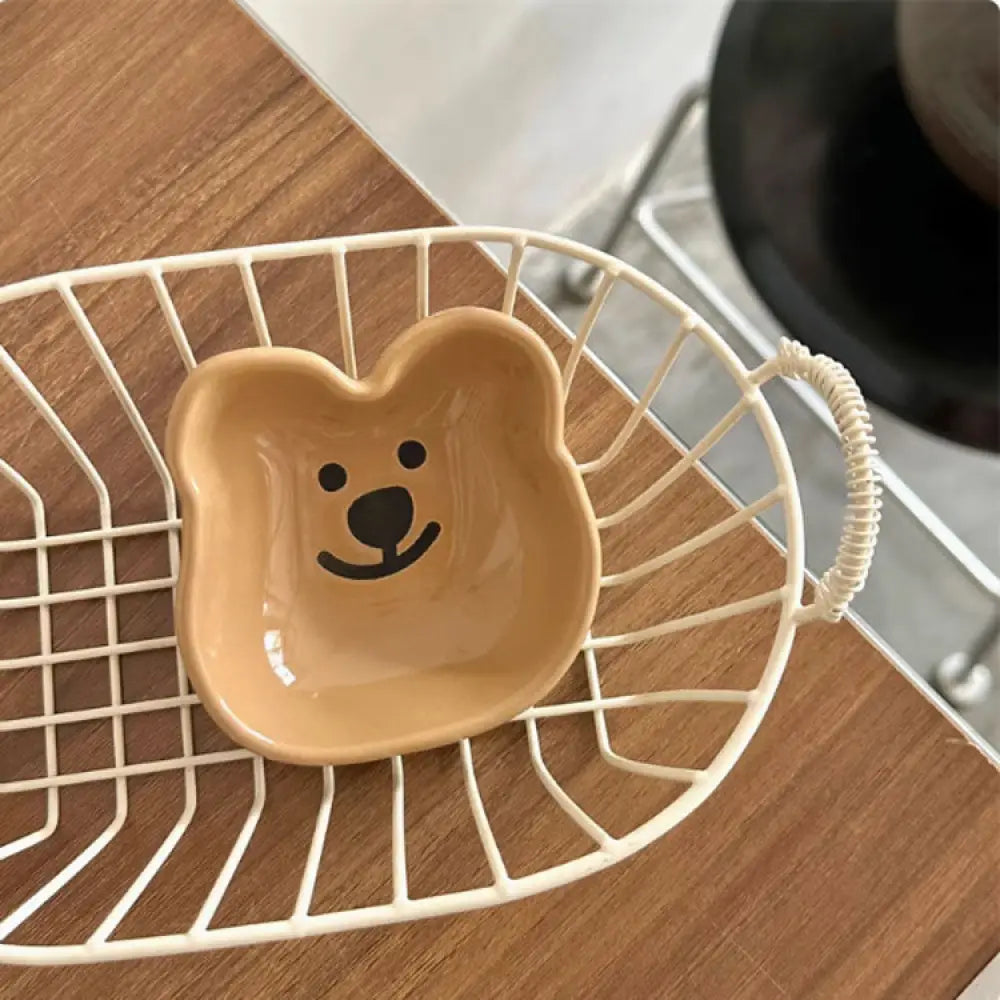 ID1233 陶器製 おちょこ クマの赤ちゃん デザイン SNS人気 多用途 ソース皿 骨皿 お菓子皿 おしゃれ プレミアム感 抗菌 電子レンジ対応 焼きぼけカラー SGマーク コーヒー子熊 / 陶瓷制品 インテリア雑貨＞収納雑貨