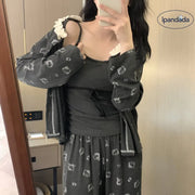 ID453 猫柄 3点セット パジャマ レディース ボタン 前開き 薄手 長袖 長ズボン キャミソール カップ付き 上下セット ボウタイ おしゃれ かわいい レディース＞セットアップ