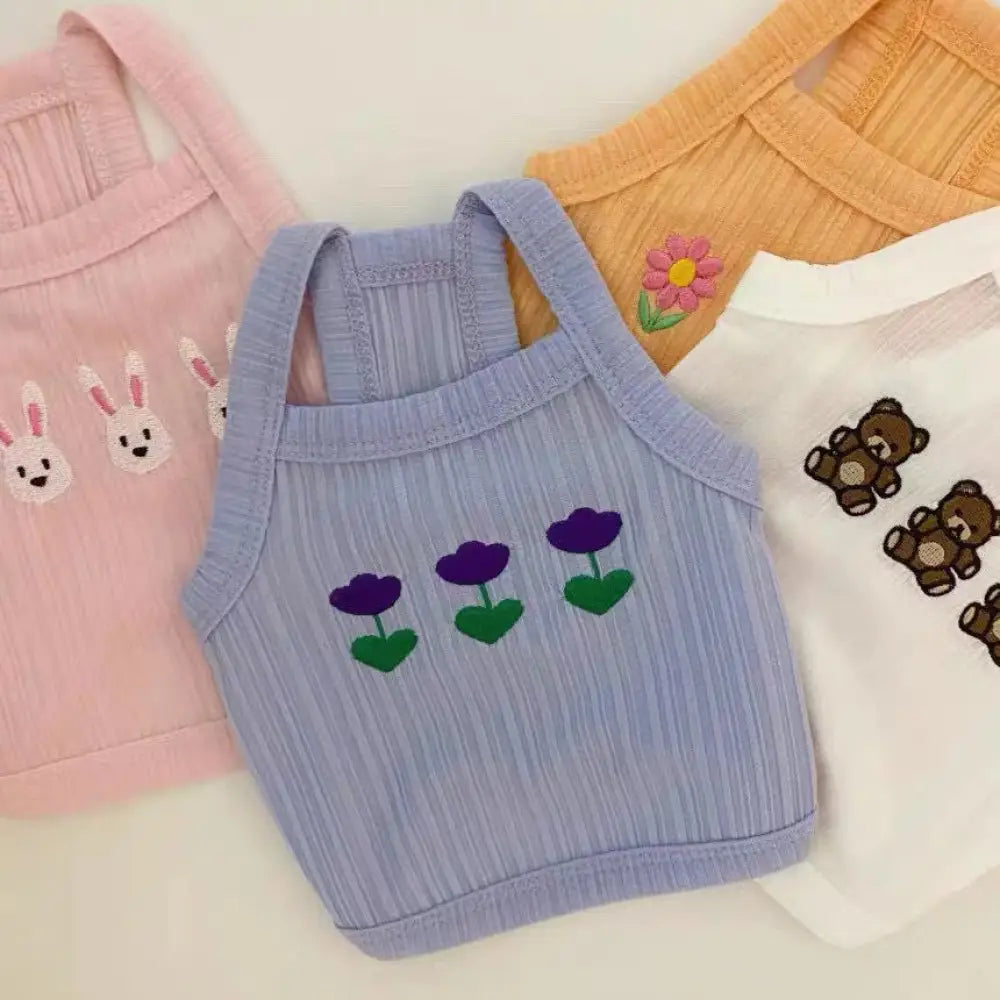 ID558 3色展開 ウサギ 犬 服 涼しい 小型犬用 女の子 ペット服 お出かけ キャミソール 花柄 かわいい ドッグウェア ペットウェア お散歩 犬 タックトップ ペット用 おしゃれ パープル / S ペット用品＞ウェア