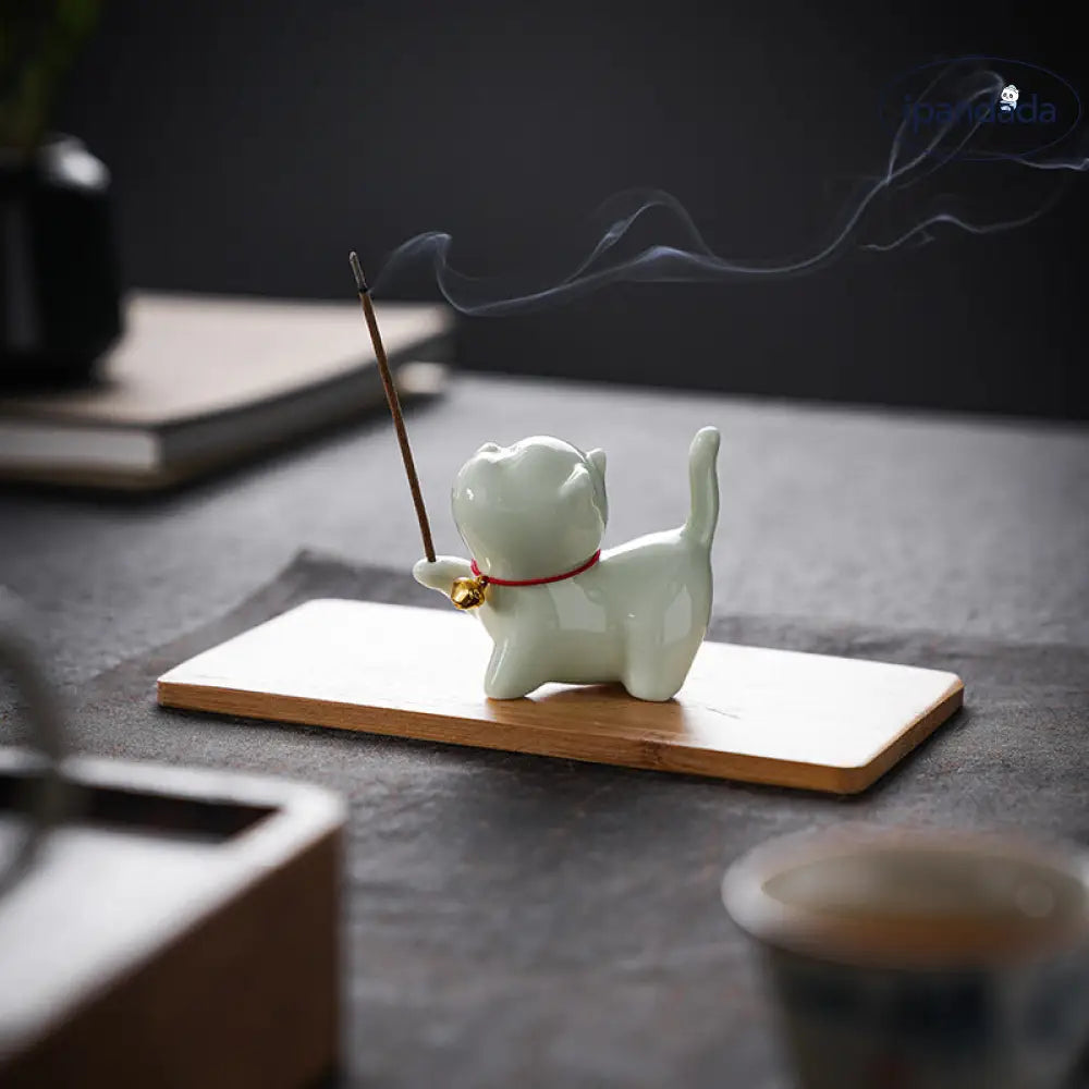 ID783 インセンスホルダー 陶器製 猫 デザイン かわいい ミニサイズ 茶道 茶席 卓上 香り鑑賞 アロマ 工芸品 置物 デコレーション ギフト プレゼント 和風 インテリア セラミック キャット 香立て 手作り風 寝具＞フレグランス