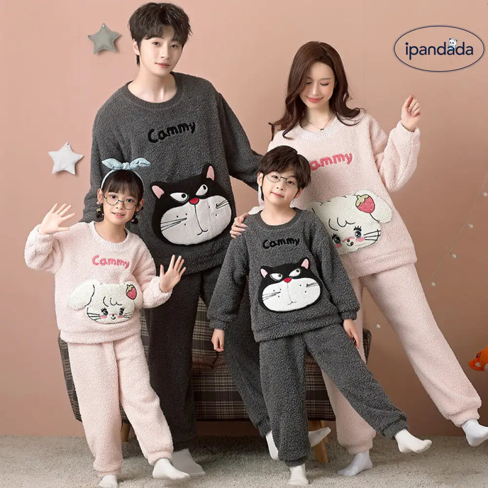 秋冬 珊瑚フリース 子供 パジャマ ダックスフント 家族 3 4人 保温 フランネル 親子 ホームウェア セットアップ 暖かい 柔らかい 快適 おしゃれ ルームウェア 着心地 ナチュラル ゆったり ファミリー ID2836