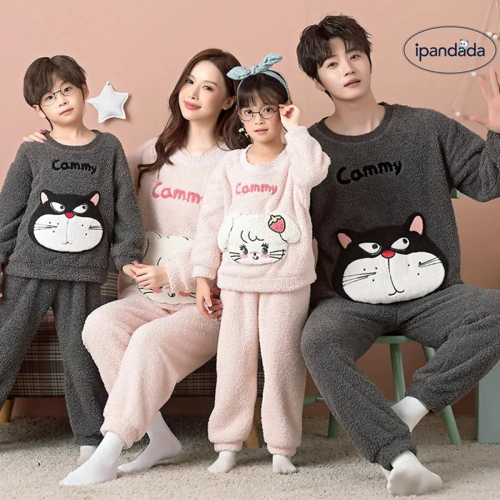 秋冬 珊瑚フリース 子供 パジャマ ダックスフント 家族 3 4人 保温 フランネル 親子 ホームウェア セットアップ 暖かい 柔らかい 快適 おしゃれ ルームウェア 着心地 ナチュラル ゆったり ファミリー ID2836