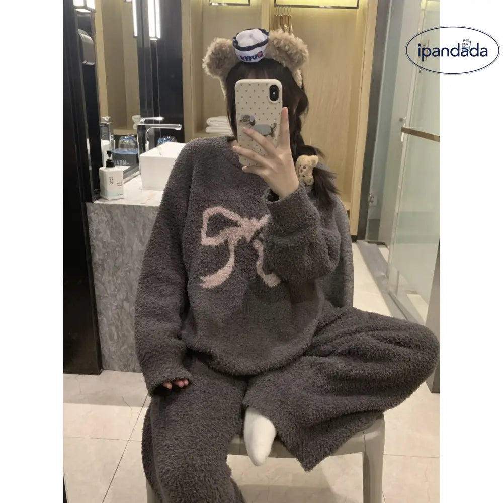 冬 大サイズ ふわふわ フリース パジャマ レディース リボン シンプル 秋冬 厚手 ホームウェア 暖かい 柔らかい 保温 快適 おしゃれ ルームウェア 自宅用 リラックス ID3008 レディース＞セットアップ