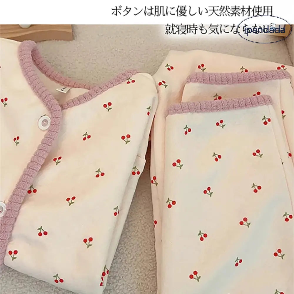 チェリー 配色 外でも着られる パジャマ レディース プレゼント ギフト 贈り物 誕生日 長袖 春 秋 前開き 長パンツ 快眠 睡眠 レディース＞セットアップ