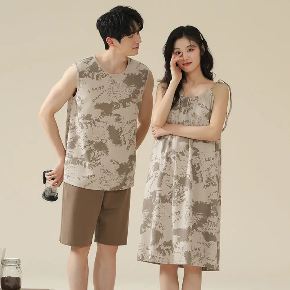 ID1071 カップル用 胸当て付き パジャマセット 夏用 レトロ風 ノースリーブワンピース＆ルームウェア おそろいコーデ 写真通り① / メンズL カップル＞セットアップ
