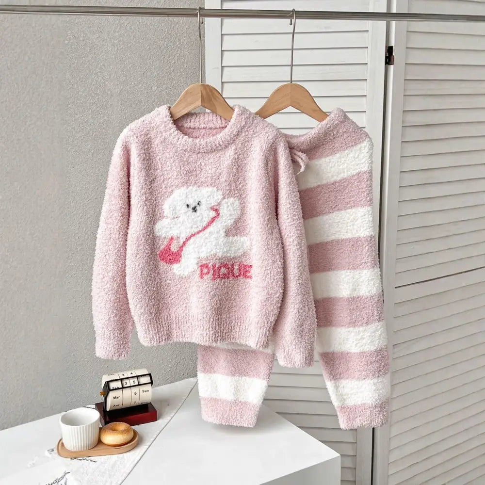 かわいい フリース 子供 男女兼用 ホームウェア パジャマ セットアップ 暖かい 柔らかい 保温 快適 おしゃれ ルームウェア 自宅用 リラックス 着心地 ナチュラル ゆったり ファミリー キッズ ジュニア ベビー ID2928 ピンク