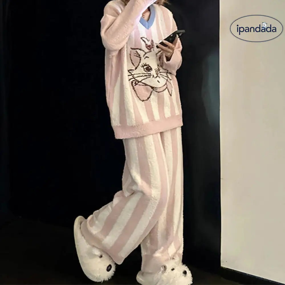 かわいい ふわふわ キャラクター 猫 フリース パジャマ レディース 秋冬 新作 フリース裏起毛 厚手 保温 ホームウェア セットアップ 暖かい 柔らかい 快適 おしゃれ ルームウェア ID2713