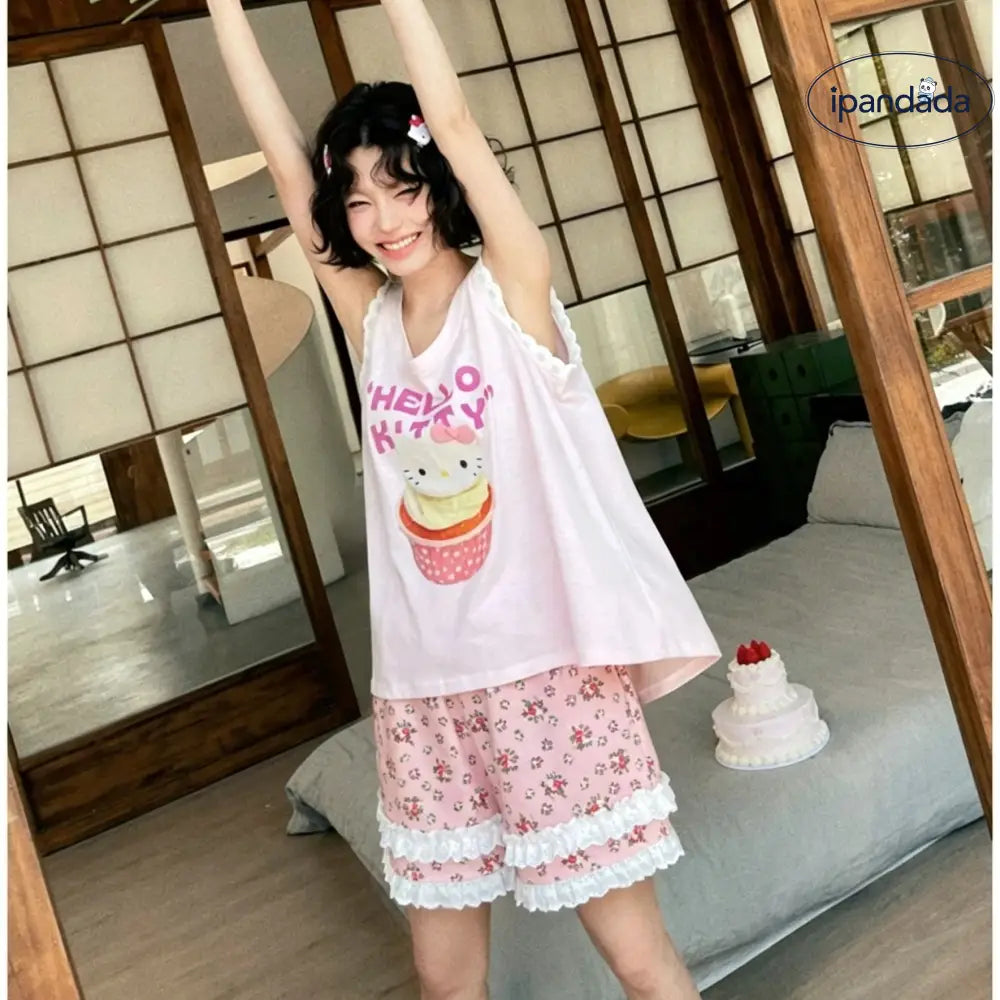 かわいい ハローキティ 花柄 キャミソール ショートパンツ パジャマ セット 女子 2点セット 肌にやさしい 快適 ゆったり 柔らかい ルームウェア かわいい おしゃれ ID4813 - レディース＞セットアップ
