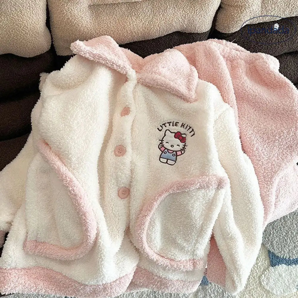 かわいい パジャマ レディース 秋冬 ターンダウンカラー 長袖 パンツ ネットレッド ふわふわ キャラクター ホームウェア セットアップ 暖かい 柔らかい 保温 快適 おしゃれ ルームウェア 自宅用 リラックス 着心地 ID2660