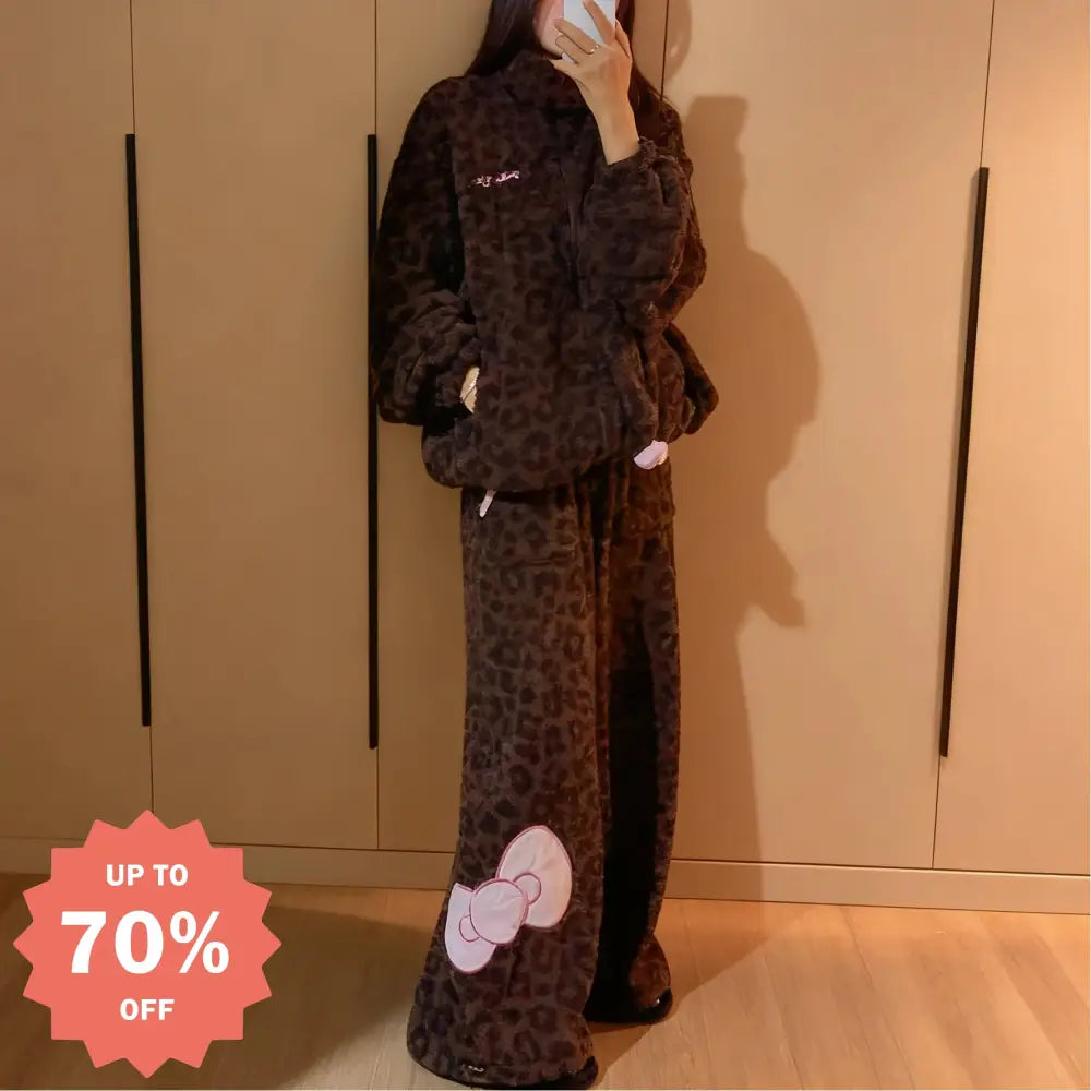 可愛い カートゥーン ヒョウ柄 キティ 立ち襟 コーラルフリース パジャマ レディース 秋冬用 保温 インスタ ルームウェア セット ID3079