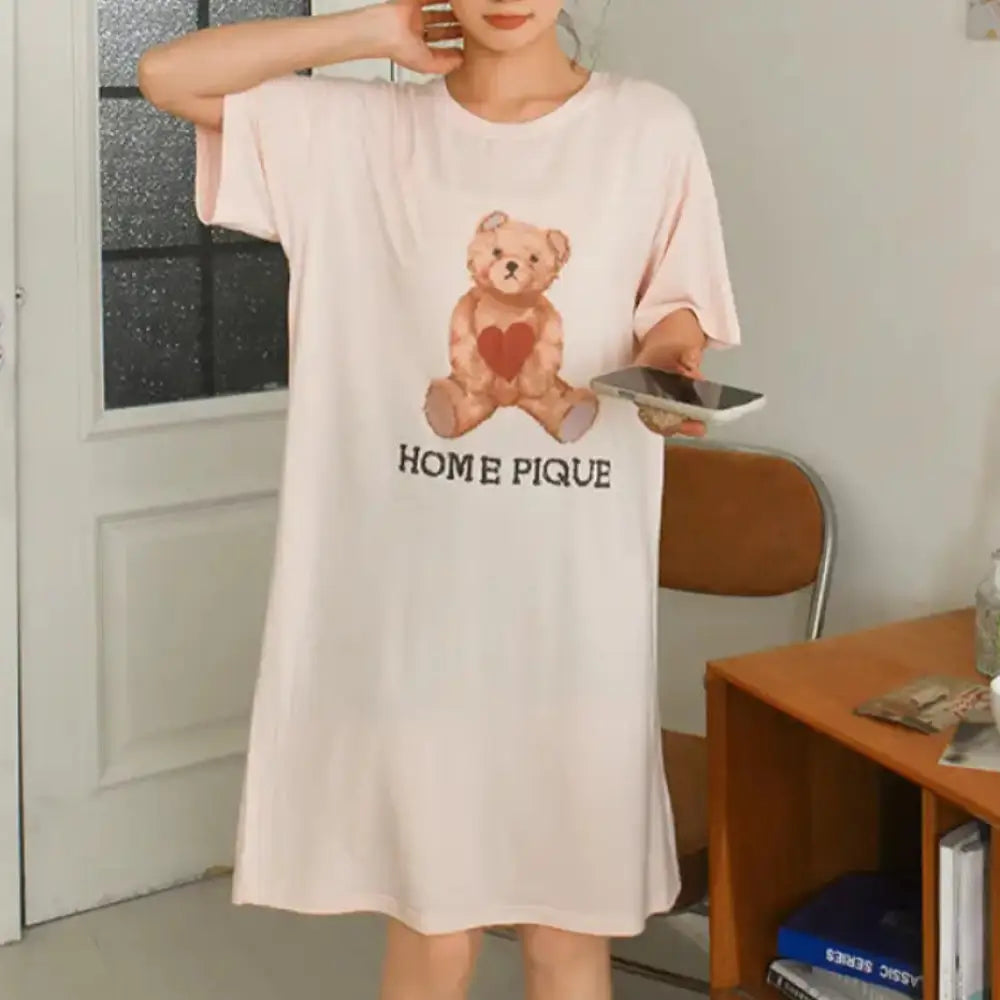 ID808 くま柄 ハート ワンピース ルームウェア レディース 部屋着 おしゃれ 可愛い 涼しい 冷感 夏用 グッズ アニマル 動物 柄 ゆったり 女性 婦人 パジャマ ルームワンピース ピンク / フリー レディース＞ワンピース