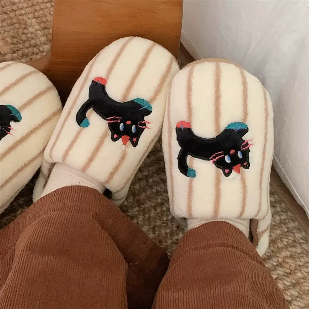 猫柄 スリッパ ルームシューズ もこもこ 春 秋 冬 暖かい フェイクファー ふわふわ 室内履き おしゃれ トイレ かわいい 可愛い 冷え対策 滑りにくい 蒸れにくい プレゼント 写真通り / 230~235 グッズ＞ルームシューズ