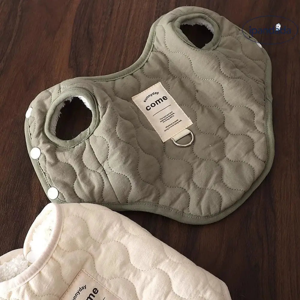 猫 秋冬 ベスト 保温 セーター 犬 小中型犬 外出用 リード取り付け ペット服 ID2959