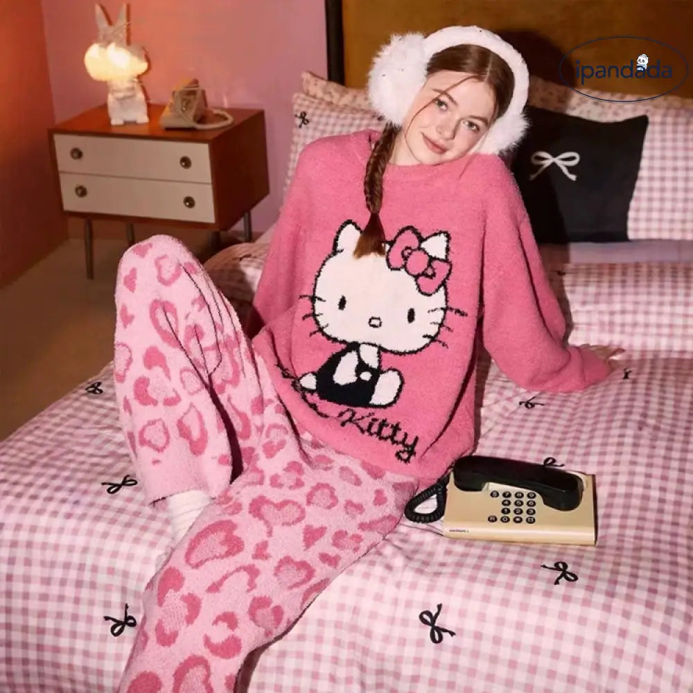 秋冬 ふわふわ パジャマ かわいい KT猫  インスタ 人気 保温 厚手 パジャマ レディース 少女 ラウンドネック 甘い ホームウェア 暖かい 柔らかい 快適 おしゃれ ルームウェア 自宅用 リラックス 着心地 ナチュラル ID2490