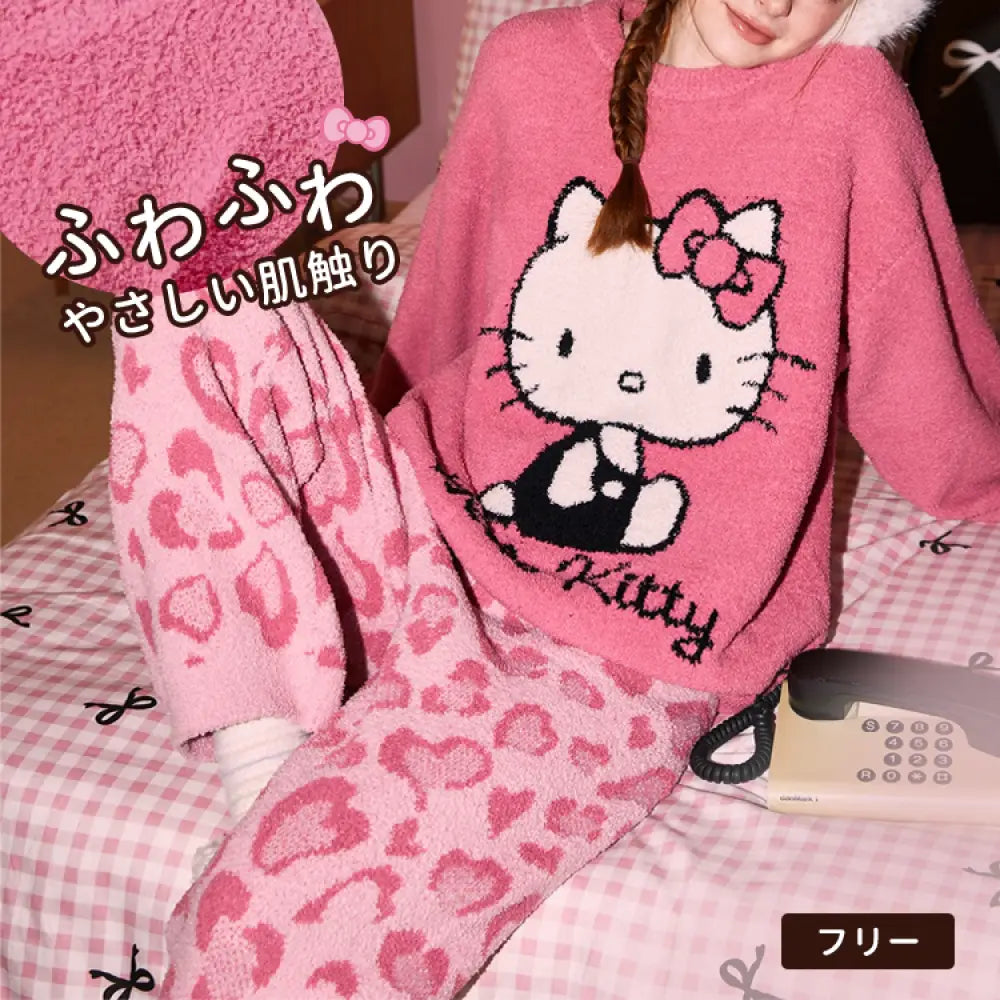 毎年大人気！秋冬 ふわふわ パジャマ かわいい KT猫 インスタ 人気 保温 厚手 パジャマ レディース 少女 ラウンドネック 甘い ホームウェア 暖かい 柔らかい 快適 おしゃれ ルームウェア 自宅用 リラックス 着心地 ナチュラル