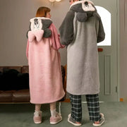 ミッキー カップル ルームウェア 冬用 着る毛布 もこもこ ロングガウン 男女兼用 あったか フード付き ペアパジャマ 可愛い 部屋着 ふわふわ 彼氏 彼女 クリスマスプレゼント 人気 カップル クリスマス ギフト ID3344