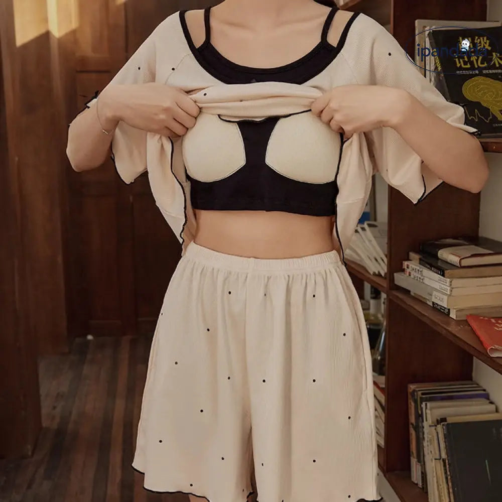 ナイトウェア レディース 夏用 パッド付き 薄手 アイスシルク ショートスリーブ ショートパンツ 偽二部式 ドット柄 外出可能 夏のホームウェア ID1785